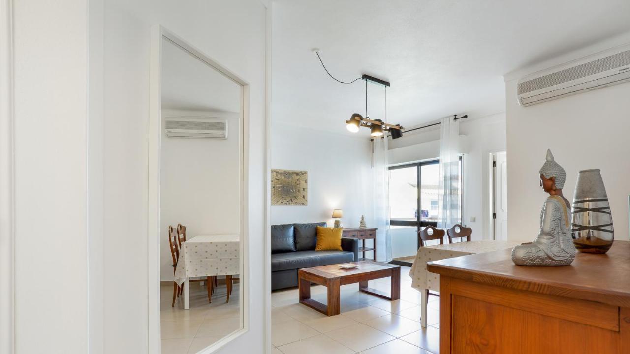 Sun-kissed Oasis W/ Pool By Lovelystay Apartment *
